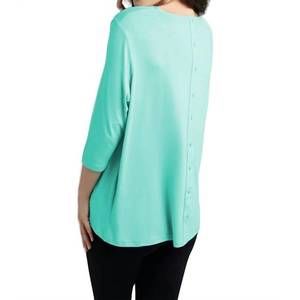 NEW ANGEL button-back scoop neck top in teal